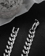 ♠♥FLAT BUCKLE CHAIN BRACELET