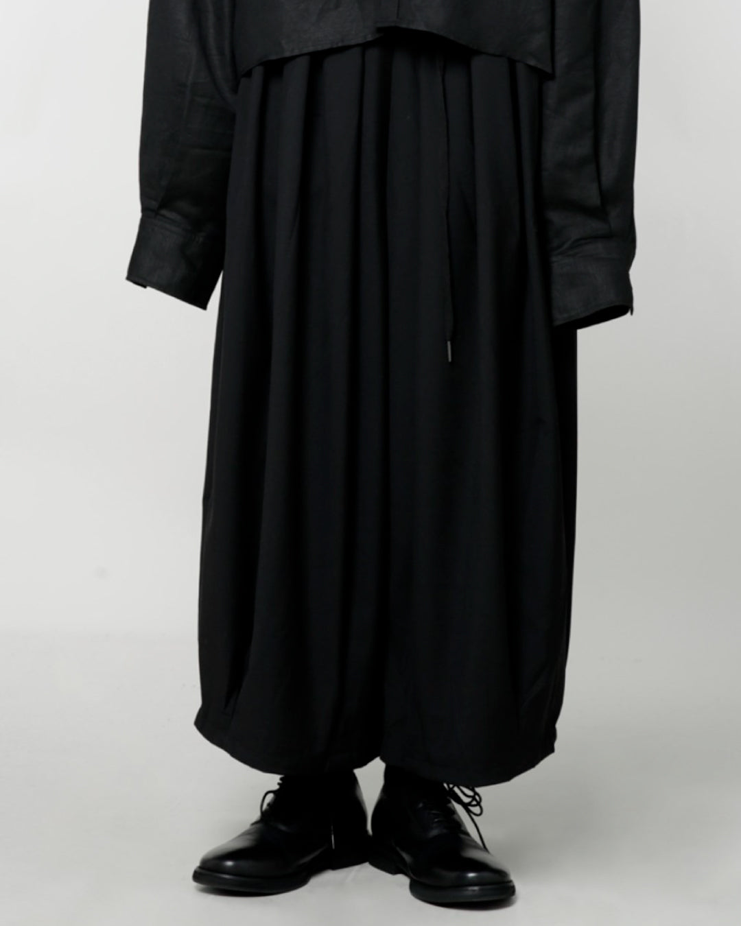 ♤♥TAPERED WIDE PANTS – Black Gravity