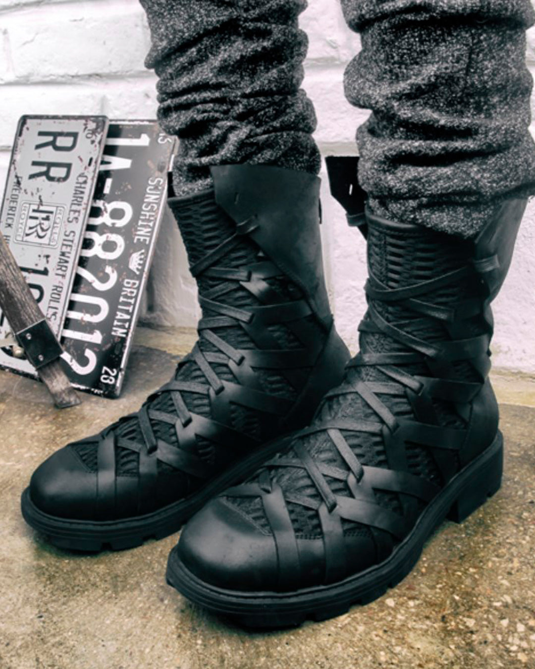 ♠♥LACE UP DESIGN BOOTS