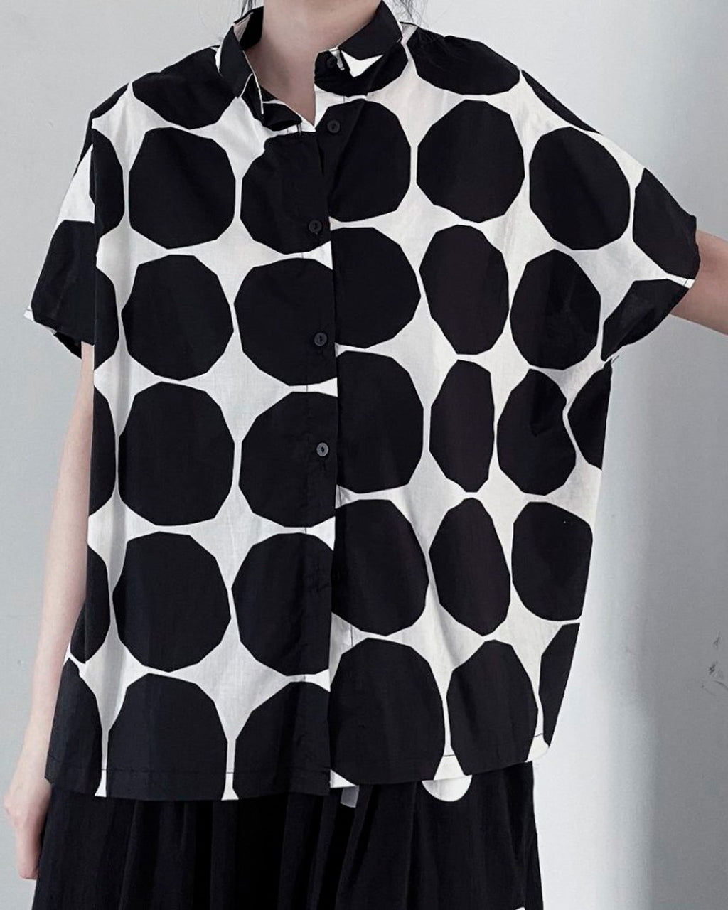 ♠♥BIG DOT PRINTED SHORT SLEEVE SHIRT
