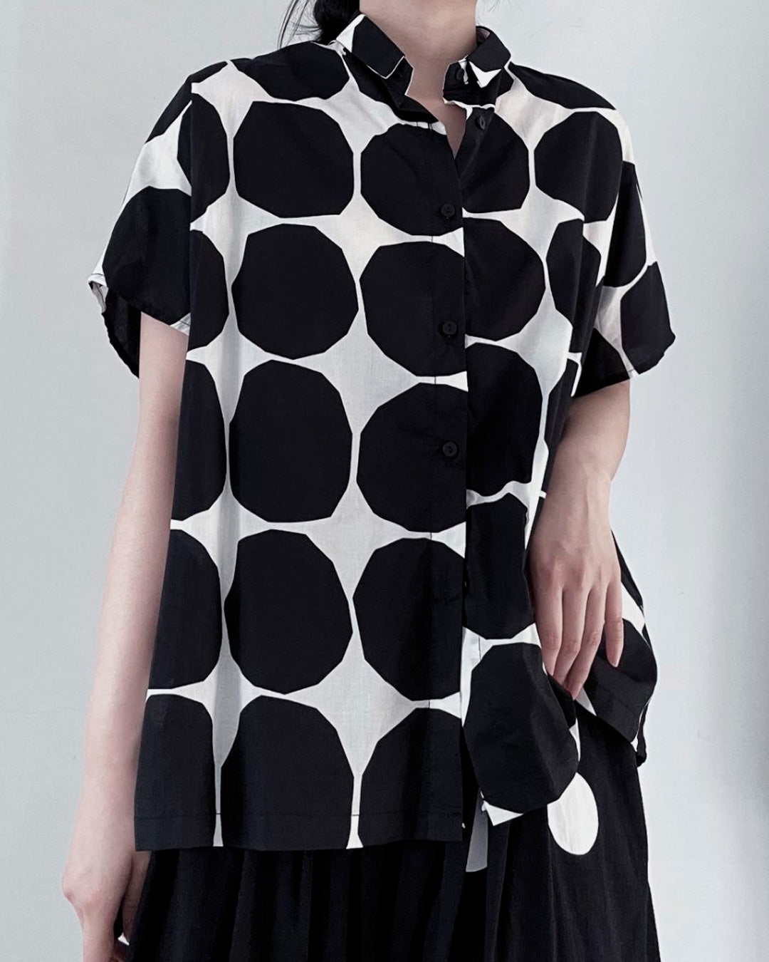♠♥BIG DOT PRINTED SHORT SLEEVE SHIRT