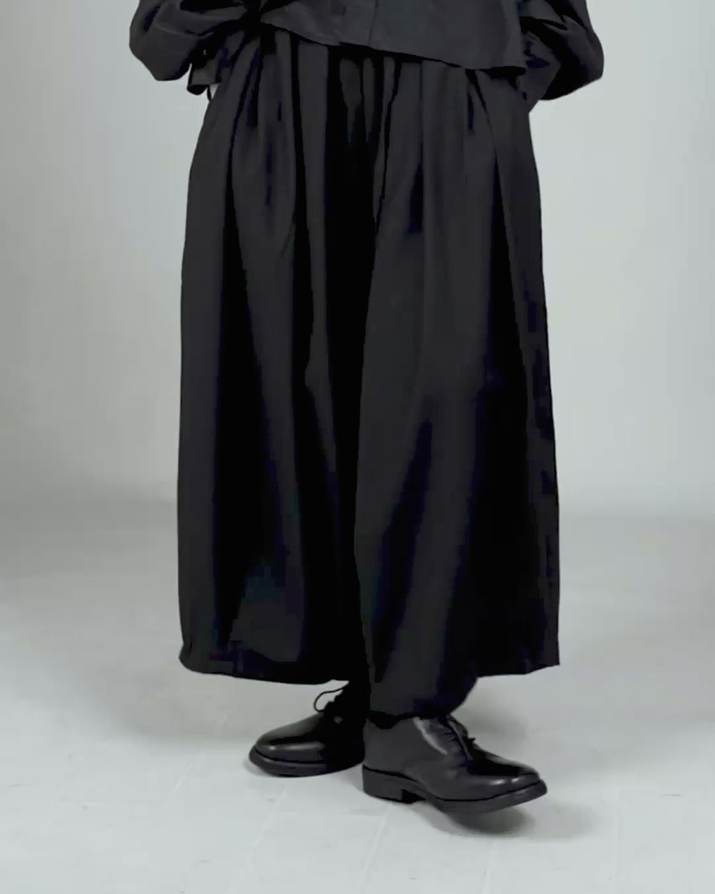 ♠♥TAPERED WIDE PANTS